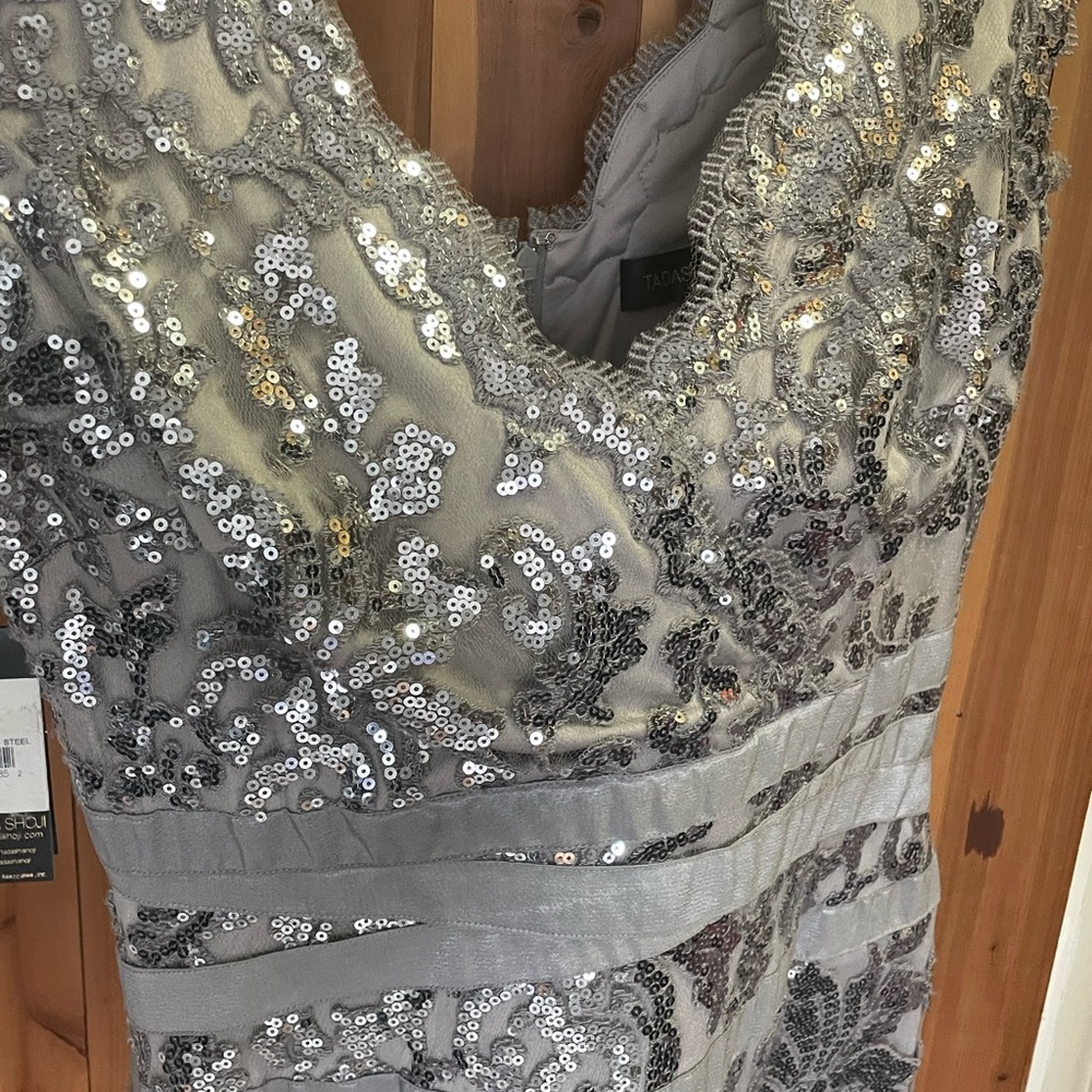 Silver cocktail dress w some sparkle